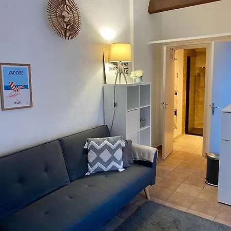 5 Min Du Bord De Lägenhet